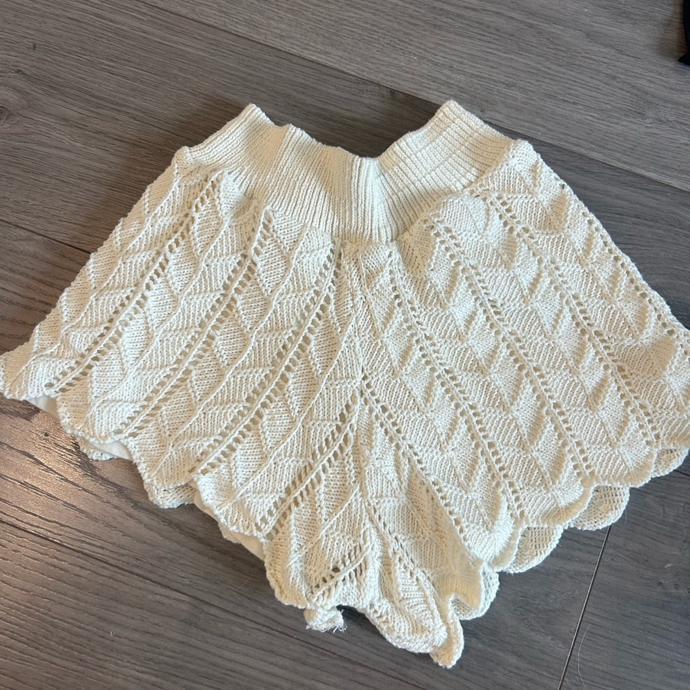 Zara Cream Cable Knit Shorts